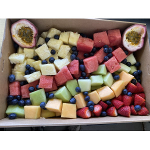 Cubed Seasonal Fruit Platter 